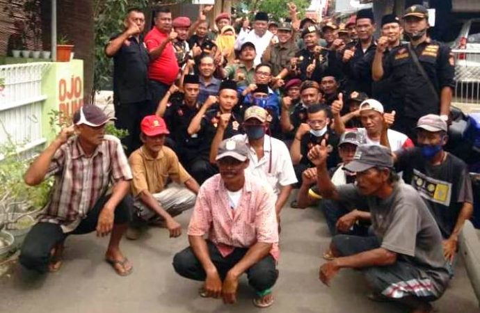 DPC Ormas Pejuang Siliwangi Indonesia Kabupaten Cirebon Santuni Kaum Dhuafa