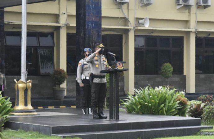Kapolresta Cirebon Pimpin Upacara Korps Rapot Kenaikan Pangkat Periode Januari 2022