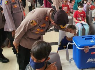 Kapolres Cirebon Kota, Hadiri Zoom Meeting Vaksinasi Covid-19 Dosis-1 Bagi Anak Usia 6-11 tahun bersama Kapolri