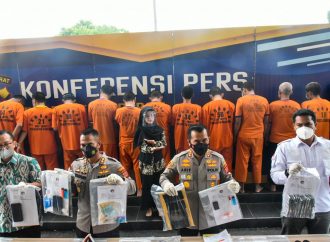 Satnarkoba Polresta Cirebon Ungkap 13 Kasus dan Amankan 17