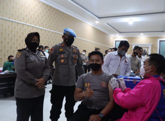 Hari Pertama, 186 Personil Polres Ciko Mengikuti Vaksin Dosis ke 3 Booster Covid 19