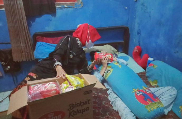 Wabup Cirebon Sigap Datangi Tempat Kediaman Dimas Dan Enca Penderita Kanker Dan Distonia Servicks