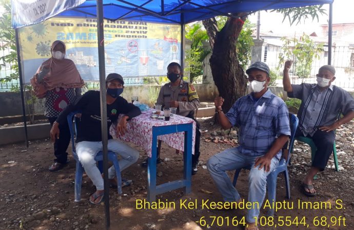 Ciptakan Kondusifitas , Bhabin Kesenden Polsek Utbar Polres Ciko Sambangi Warga Melalui Inovasi Jamblang di masa PPKM Level 3