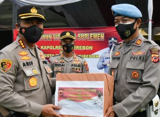 Pemberian Paket Vitamin dan Suplemen Dari Kapolresta Cirebon Untuk Anggota