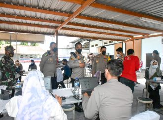 Kapolresta Cirebon Monitoring Vaksinasi Merdeka Anak di Tiga Lokasi