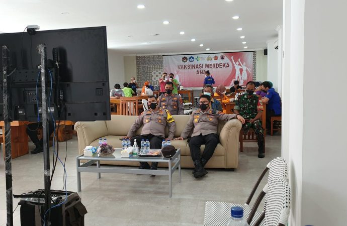 Tiga hari Dirpolairud Polda Jabar selaku Pamatwil bersama Kapolres Ciko hadiri Zoom meeting Pimpinan Kapolda Jabar, Monitoring Vaksinasi