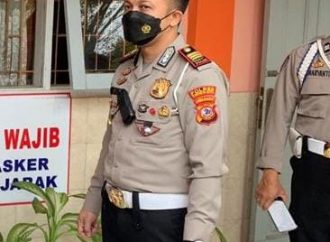 Ops Keselamatan Polres Ciko, Melaksanakan Bansos Kepada Warga Ditengah Pandemi Covid-19