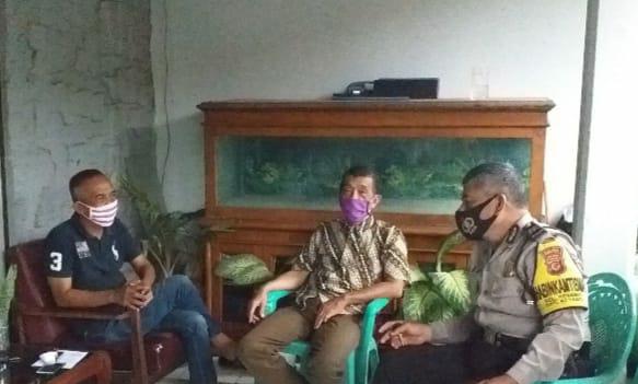 Sambang Kamtibmas Warga, Bhabin Kesambi Polsek Kesambi Polres Ciko Melalui Inovasi Jamblang Himbau Prokes