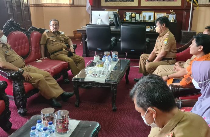 Bupati Kumpulkan Sejumlah Pejabat, Serius Tangani Bencana di Cirebon