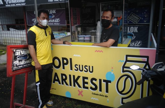 Dukung Program Vaksinasi Bhabinkamtibmas Larangan Polsek Seltim Polres Ciko Monitoring Vaksin tahap 1, 2 dan 3 (Booster)