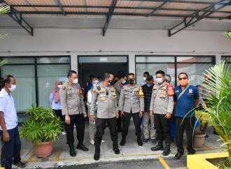 Kapolresta Cirebon Hadiri Zoom Meeting Vaksinasi Serentak Bersama Wakapolri