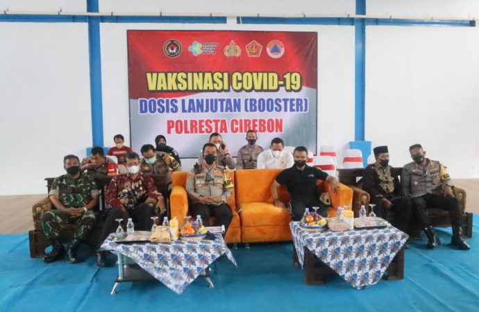 Kapolresta Cirebon Hadiri Zoom Meeting Vaksinasi Serentak Bersama Kalemdiklat Polri