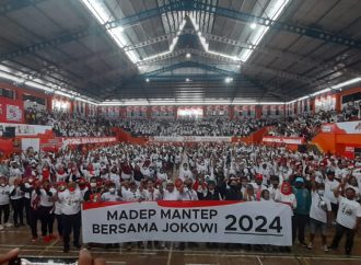 Kerja Nyata Untuk Rakyat, Relawan Banyumas Satu Komando ‘Madep Mantep 2024 Bersama Jokowi’