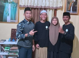 Jelang Puasa, Antusias Warga Rt. 05/02. Lembur sukun Gotong-royong Bersih-bersih Masjid