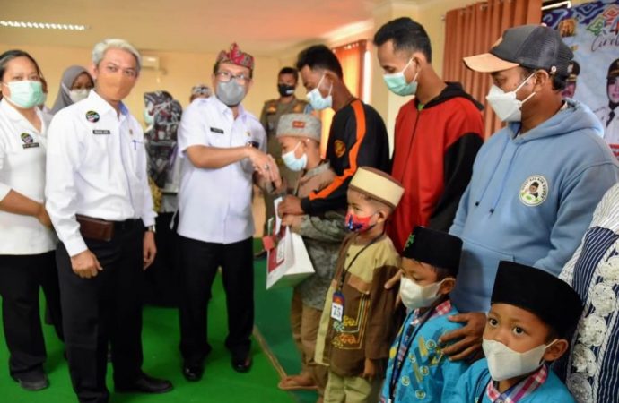 91 Anak Ikuti Khitanan Massal di RSUD Waled
