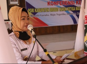 Buka Konferensi Kerja Guru, Idza pesan Tingkatkan Profesionalisme