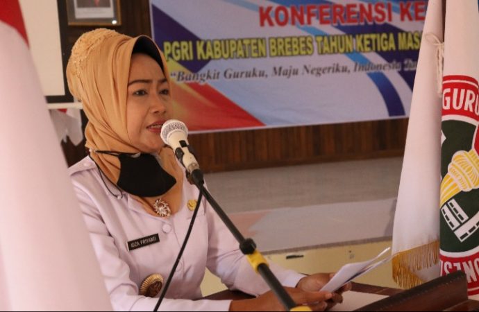 Buka Konferensi Kerja Guru, Idza pesan Tingkatkan Profesionalisme