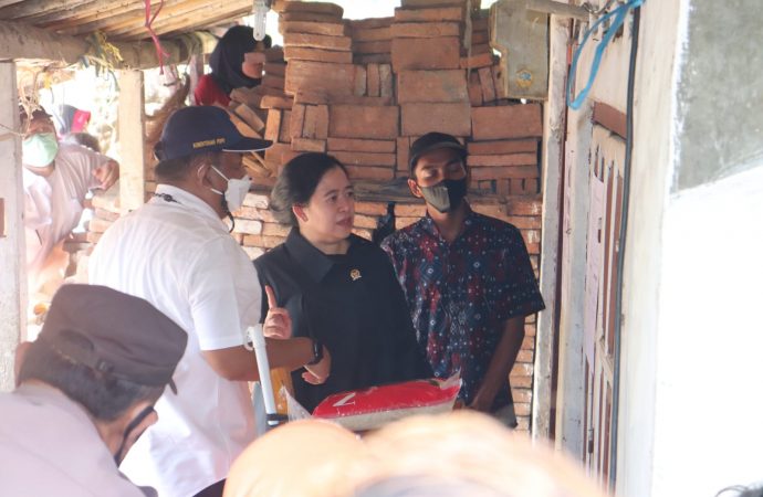 Puan Maharani Bedah 10 Rumah Di Brebes