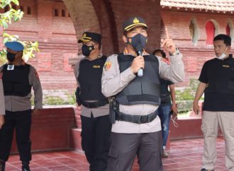 Tindak Tegas Premanisme, Polresta Cirebon Gerebek Markas Ormas dan Amankan Puluhan Anggotanya