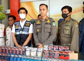 Ribuan Rokok Ilegal tanpa Pita Cukai disita Petugas Bea Cukai dan Pol PP.