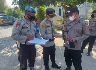 Kapolsek Depok Gelar Gaktiplin terhadap anggota polsek depok