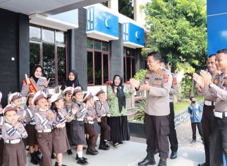 Kapolres Majalengka Sambut Kunjungan Anak – Anak TK Kemala Bhayangkari 32