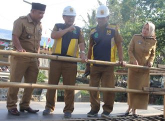 Pembangunan Infrastruktur Wilayah Timur Cirebon, Bupati Minta Masyarakat Mantau