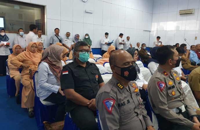 Mewakili Kapolres Cirebon Kota, Kasie Humas Hadiri Sertijab Kepala RRI Cirebon