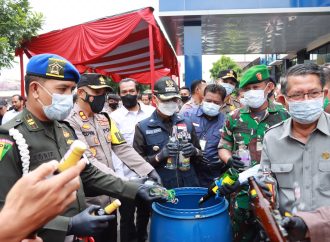 Akhir Tahun Polres Majalengka Musnahkan 5.298 Botol Miras