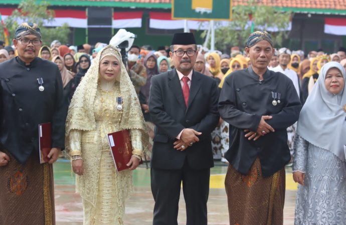Bupati Cirebon Minta Kemenag Jaga Kerukunan Saat Tahun Politik