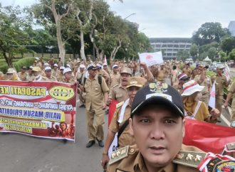 Tuntut Masa Jabatan 9 Tahun, Ribuan Kepala Desa se-Indonesia Demo di DPR