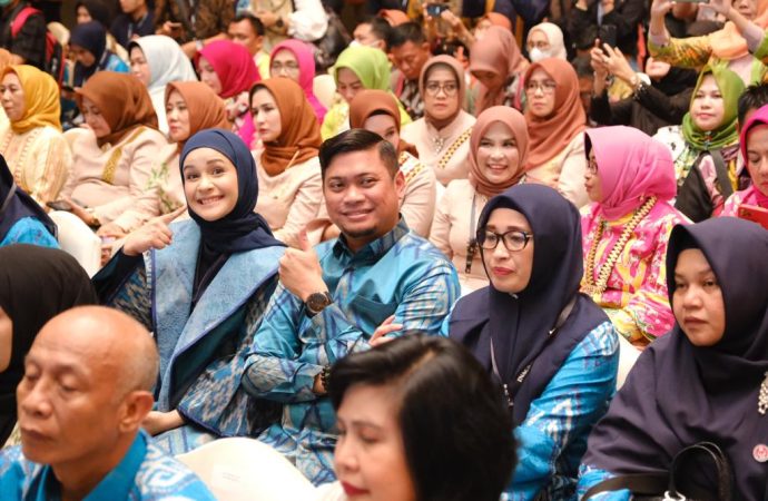 Meriahkan Inacraft 2023, Dekranasda Gowa Perkenalkan Tenun Sutera Lokal