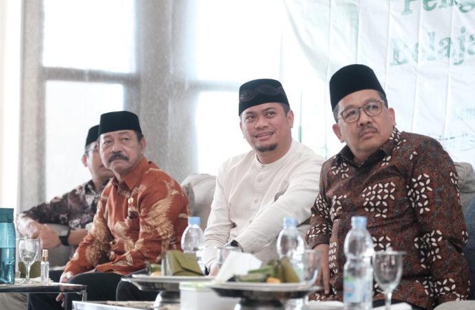 Pertama di Indonesia, Wamenag Bangga Pemkab Gowa Gagas Program Mahasantri