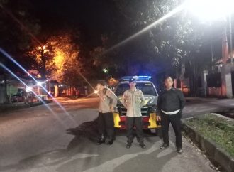 Jaga Kondusifitas Wilayah, Polsek Sumber Patroli hingga Jelang Subuh