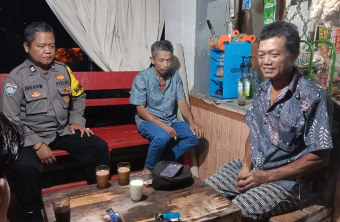 Antisipasi Perang Sarung, Personil Polsek Dukupuntang Laksanakan Patroli Dialogis