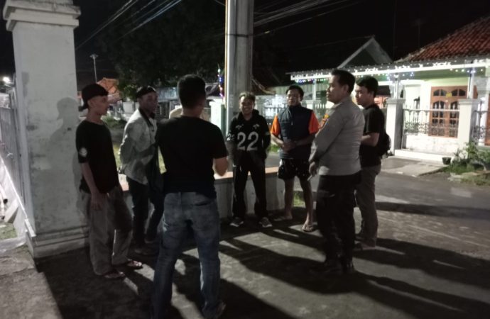 Jaga Kondusifitas di Malam Ramadhan Polsek Babakan Giatkan Patroli dan Himbauan Kamtibmas