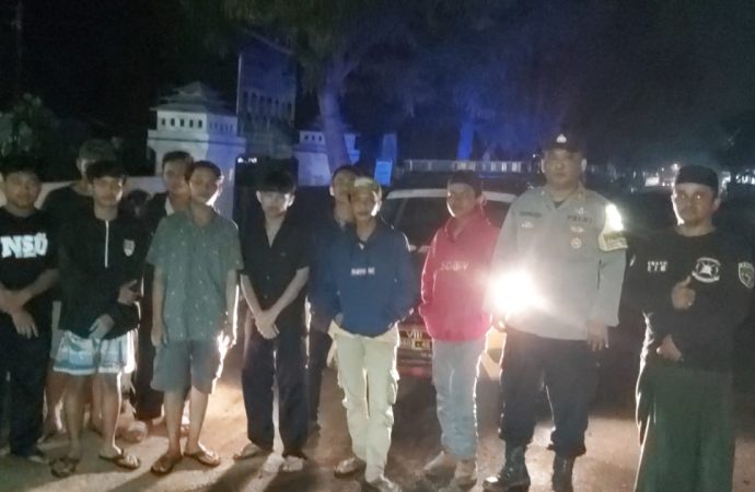 Dalam Rangka Antisipasi Kerawanan di Bulan Ramadhan Polsek Sedong Gencar Patroli Malam