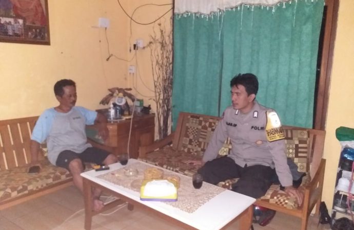 Bhabin Polsek Sumber Laksanakan Sambang Pengurus Gereja
