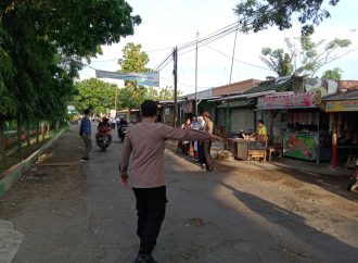 Berikan Pelayanan Masyarakat, Polsek Susukan lebak Lakukan Pengaturan Lantas Pagi Hari
