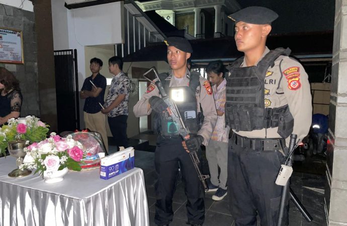 Polresta Cirebon Amankan Kegiatan Gereja Wafatnya Isa Al-Masih di seluruh Gereja Kabupaten Cirebon