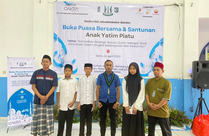 Badko HMI Jabodetabeka-Banten dan Petrochina Santuni Anak Yatim Piatu