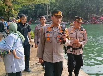 Hari Kedua Libur Lebaran, Kapolres Majalengka Didampingi Kapolsek Sukahaji Pantau Lokasi Wisata Situ Cipanten