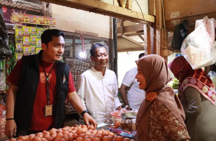 Team Satgas Pangan Polres Majalengka dan Disperindag Sidak Pasar Kadipaten