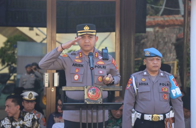 Polres Cirebon Kota Launcing Polisi RW