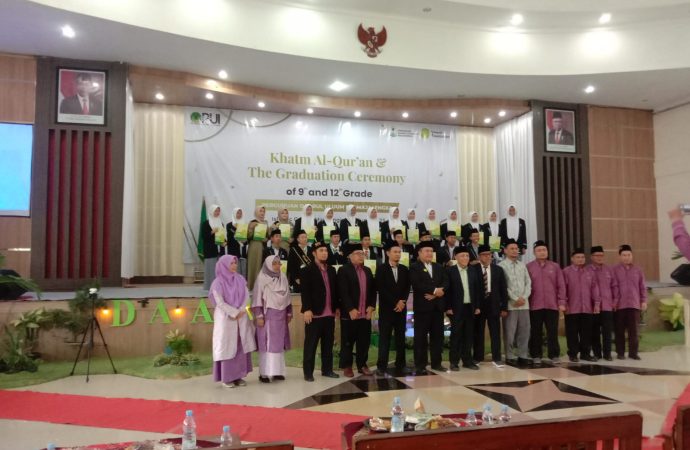 MTs Daarul Uluum PUI Mewisuda 168 Murid Kelas 9 Th Ajaran 2022/2023