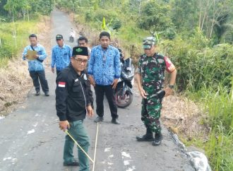 Camat Cipatujah Monev Kegiatan Pembangunan yang Gunakan Dana Desa Tahap l Th. 2023