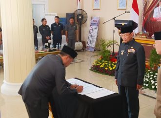 Bupati Majalengka Lantik 64 Kades Hasil Pilkades Serentak Tahun 2023