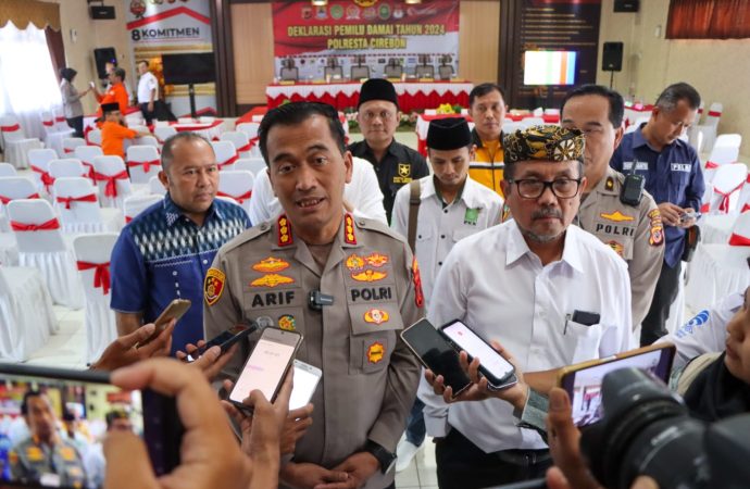 Polresta Cirebon Gelar Deklarasi Pemilu Damai Bersama Seluruh Komponen