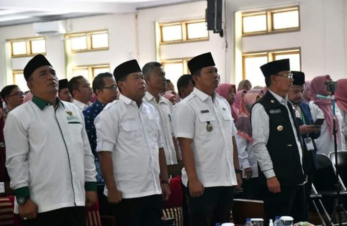 Baznas Dan Pemkab Majalengka Salurkan Bantuan Insentif Guru Honorer