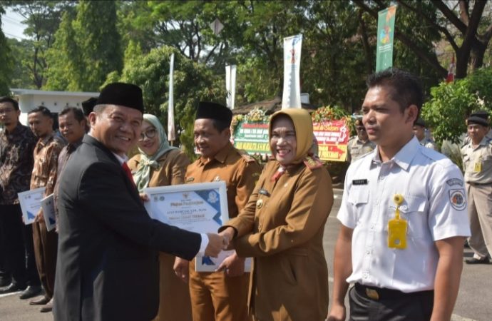 Kepala ATR/BPN Kab.Cirebon, Hesekiel Sijabat: Sertifikat PTSL sebanyak 3.725 Dibagikan